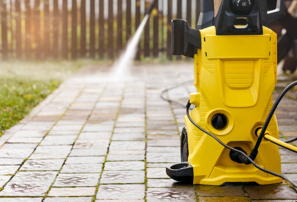Best Playground Equipment Cleaning  in Elmendorf, TX